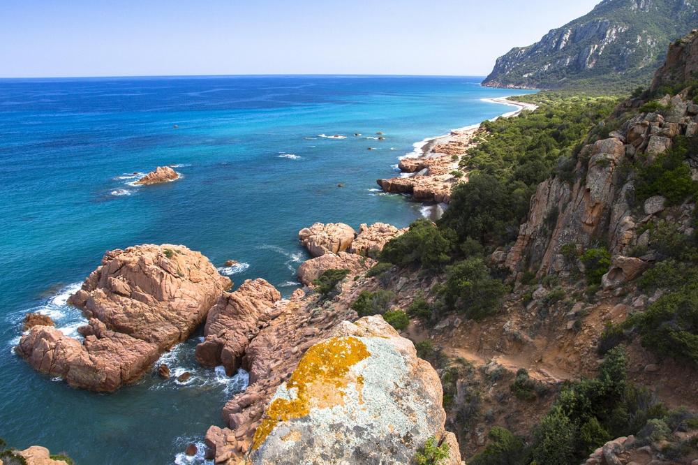 Sardinia beach-b32c3938faff47e094da609f95a84e89.jpg Sardinia beach